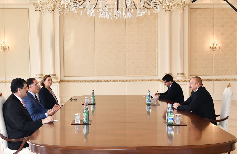 President Ilham Aliyev receives Turkish Chief Ombudsman (PHOTO)