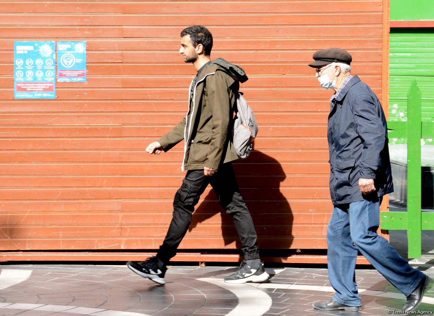 Paytaxt sakinləri karantin qaydalarına necə əməl edir? FOTOREPORTAJ - Gallery Image