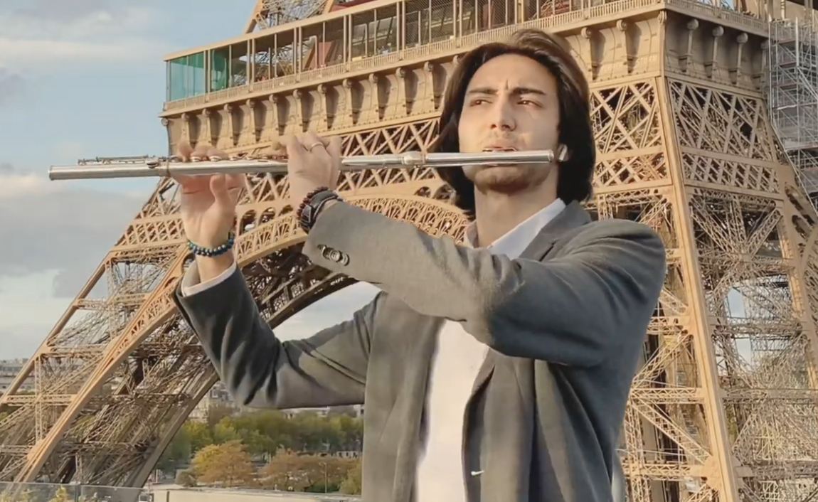 От Эйфелевой башни Парижа звучит музыкальный протест против армянских фашистов (ВИДЕО)