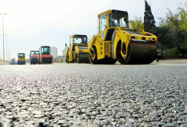 Названы сроки завершения работ по реконструкции дороги Баку-Сумгайыт