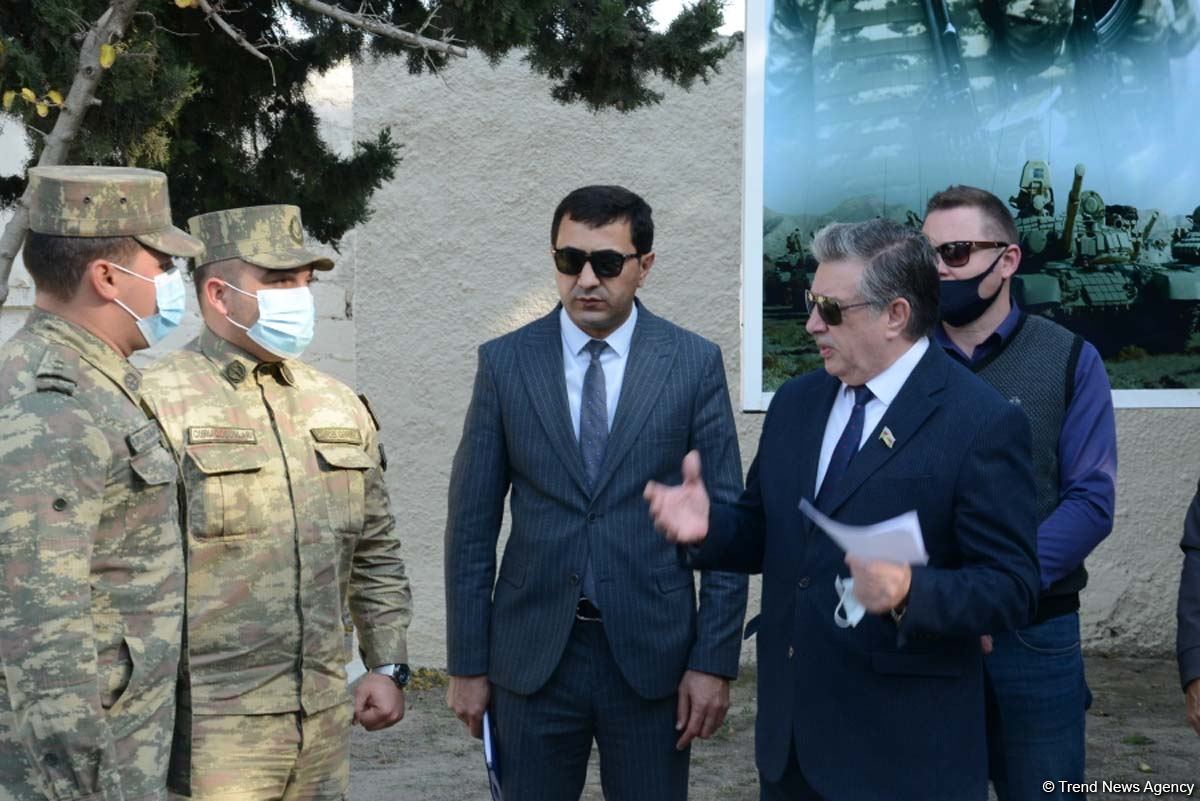 Азербайджан ведет отечественную войну на своей территории, нас никто не остановит - председатель русской общины (ФОТО)