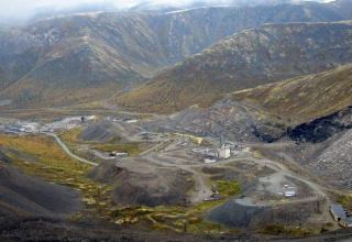 Лица, незаконно эксплуатирующие золоторудные месторождения в Карабахе, объявлены в международный розыск