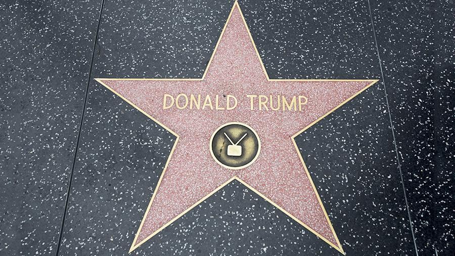 В США в очередной раз разбили звезду Трампа на Аллее славы Голливуда