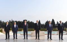 President Aliyev meets SecGen of Turkic Council, president of Turkish Union of Chambers and Commodity Exchanges, president of Kyrgyz Chamber of Commerce and Industry (PHOTO)