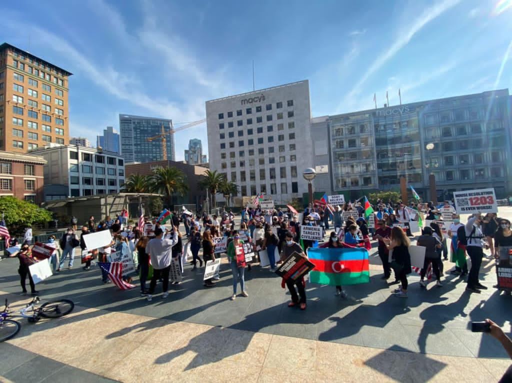В штате Калифорния выражен протест против армянского террора (ФОТО)