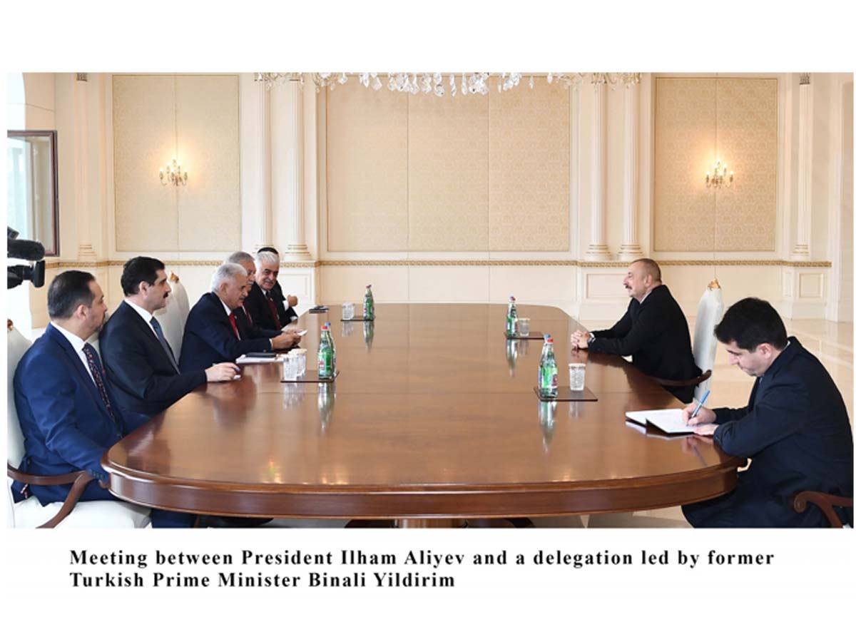 President Ilham Aliyev receives delegation led by former Turkish PM Binali Yildirim (PHOTO)