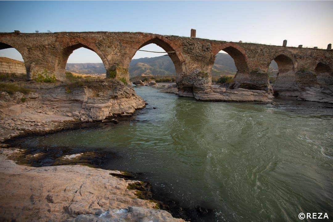 Худаферинский мост глазами всемирно известного фотографа из Франции (ФОТО)