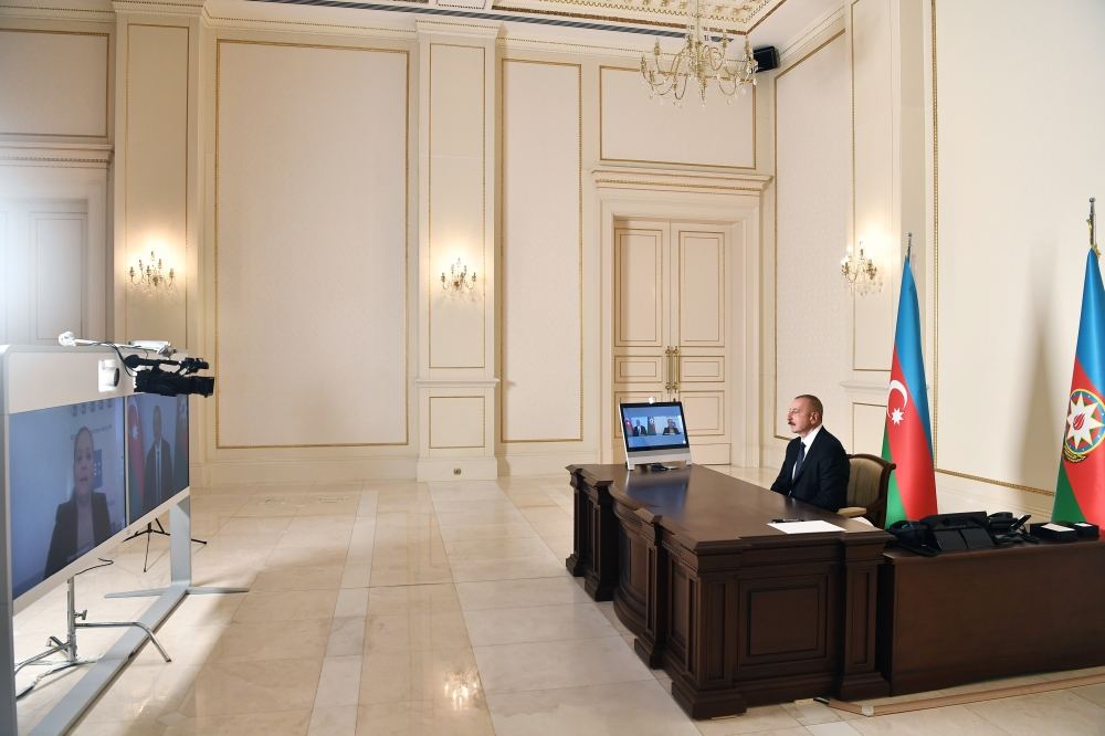 Президент Ильхам Алиев дал интервью  испанскому информационному агентству EFE (ФОТО) - Gallery Image