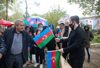 “Azərsun Holdinq” “Bayrağımız qürurumuzdur” aksiyası keçirib (FOTO)