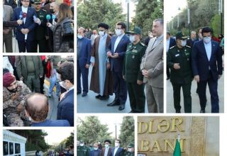 Посол Ирана и сотрудники посольства посетили Аллею шехидов в Баку
