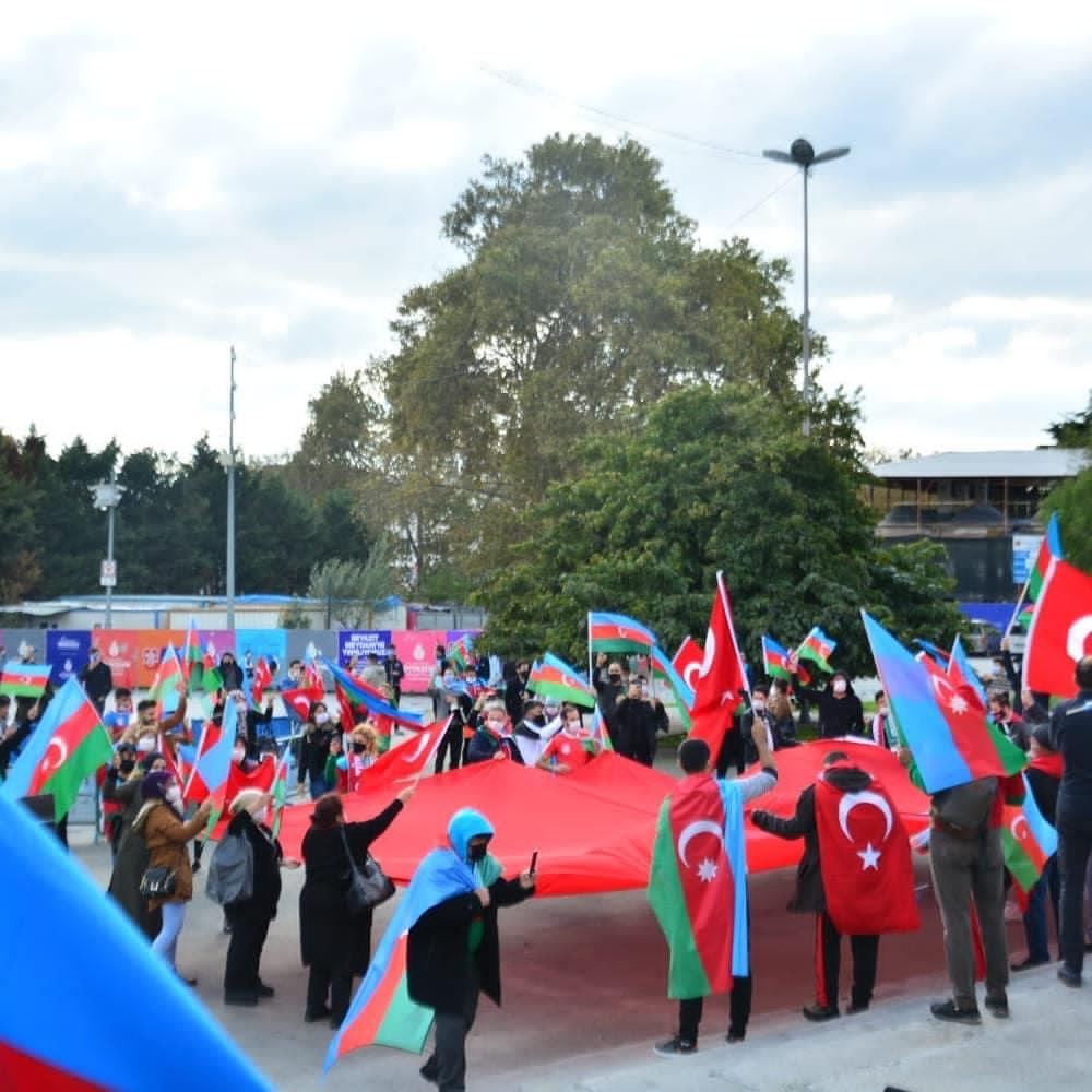 İstanbulda Azərbaycana dəstək aksiyası keçirilib (FOTO) - Gallery Image