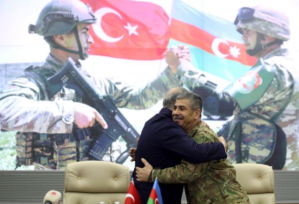 В минобороны Азербайджана прошла встреча с министром обороны и другими  высокопоставленными военными Турции (ФОТО/ВИДЕО)