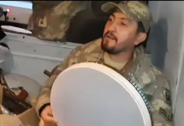 Азербайджанские солдаты не только отлично воюют, но и поют (ВИДЕО)