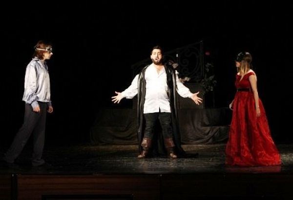 "Ромео и Джульетта" по-азербайджански – фестиваль "ГИТИС – мастер-класс"