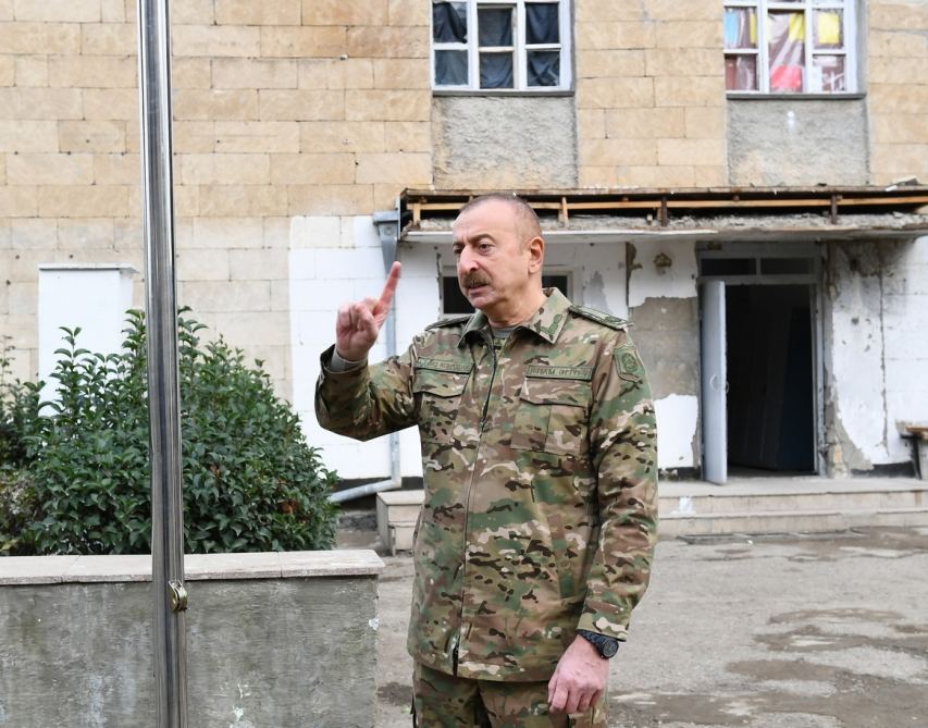 Главным архитектором победы во Второй Карабахской войне является Верховный Главнокомандующий Ильхам Алиев - депутат