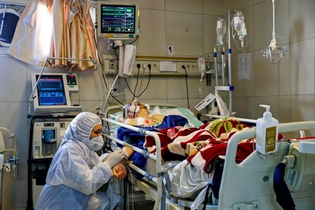 İranda koronavirusa yoluxanların sayı 5,8 milyonu keçib