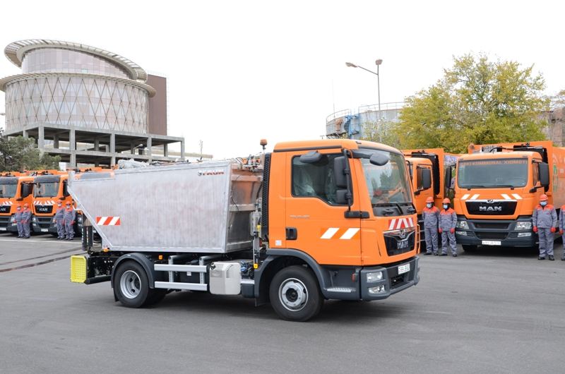 New special purpose vehicles delivered to Baku (PHOTO)