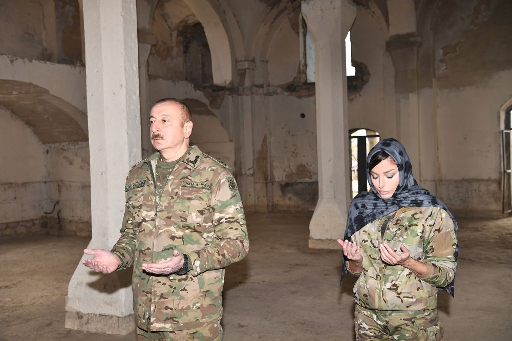 President Ilham Aliyev and first lady Mehriban Aliyeva visit liberated from occupation Aghdam city (PHOTO)