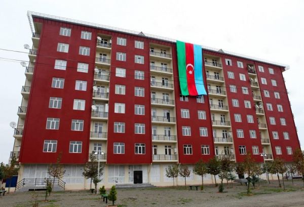 В еще трех районах Азербайджана семьям шехидов и инвалидам войны предоставлено жилье(ФОТО)