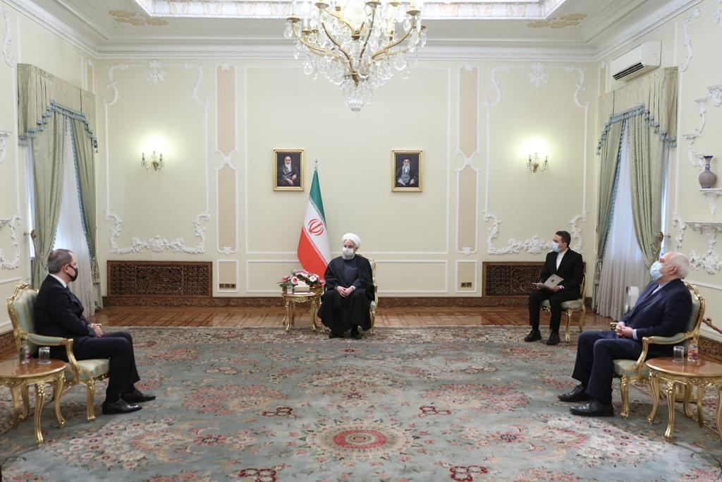 XİN Ceyhun Bayramov və İran Prezidenti Həsən Ruhani arasındakı görüşlə bağlı məlumat yaydı
