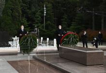 Президент Ильхам Алиев и Президент Реджеп Тайип Эрдоган посетили могилу общенационального лидера Гейдара Алиева (ФОТО/ВИДЕО)