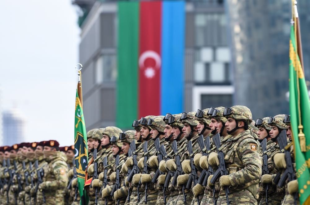 Prezident İlham Əliyev və Rəcəb Tayyib Ərdoğan Zəfər paradında iştirak ediblər (YENİLƏNİB-2) (FOTO/VİDEO)