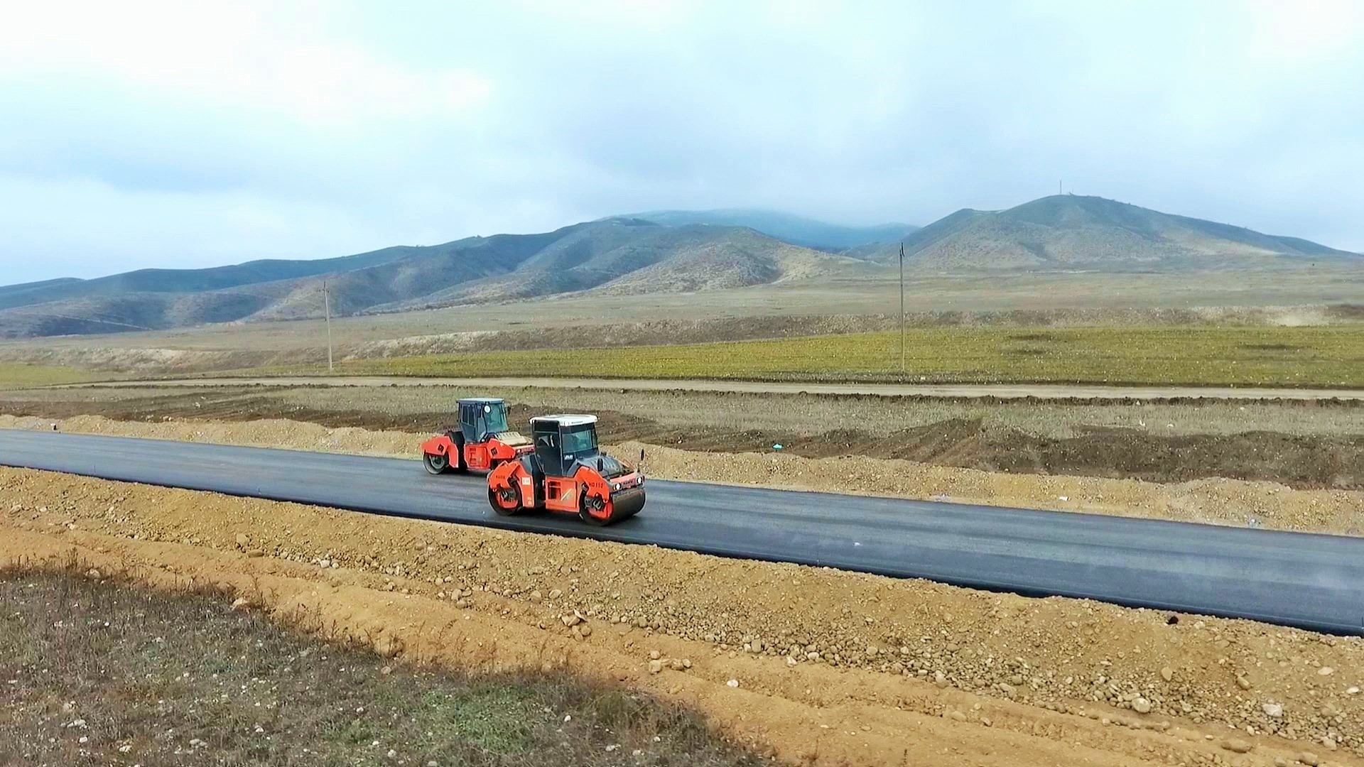 Началось асфальтирование дорог в села Суговушан и Талыш (ФОТО/ВИДЕО)