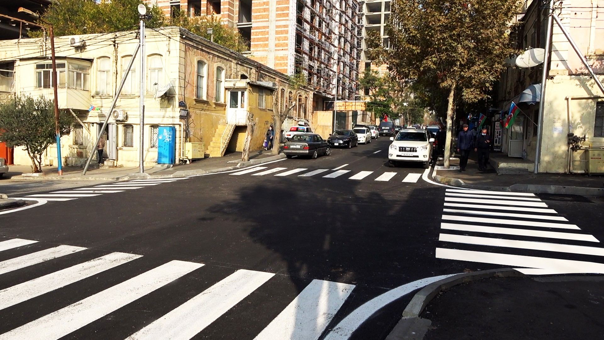 На ряде улиц Баку ведутся ремонтно-восстановительные работы (ФОТО/ВИДЕО)