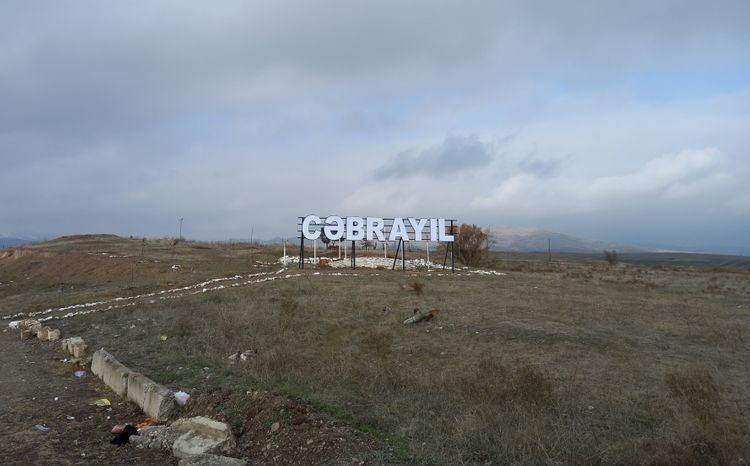 BBC-nin daha bir yalanı: Cəbrayıldakı hərbi obyekt erməni kilsəsi kimi təqdim edilir