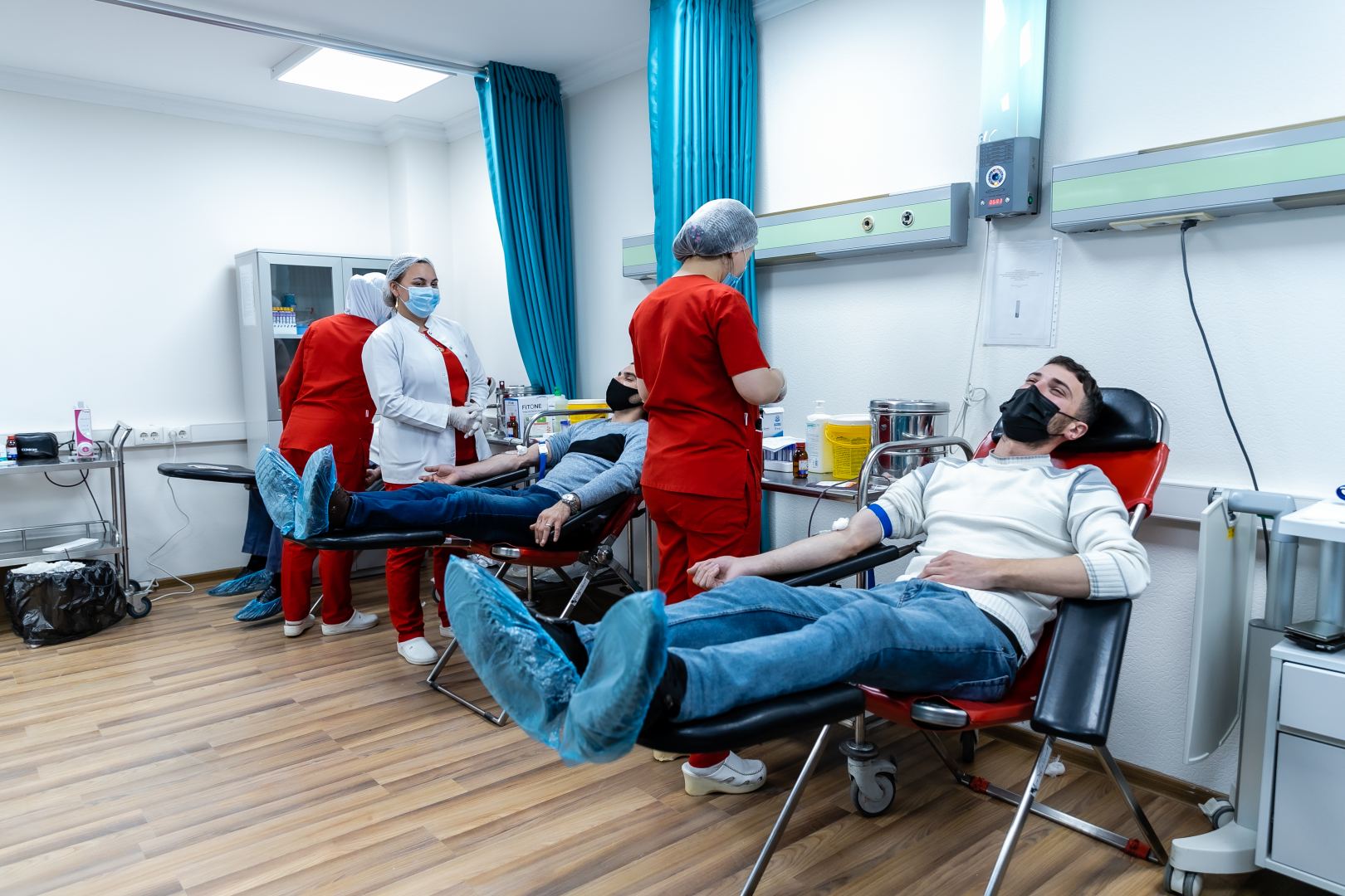 Сотрудники BOS Shelf приняли участие в акции по сдаче крови (ФОТО)