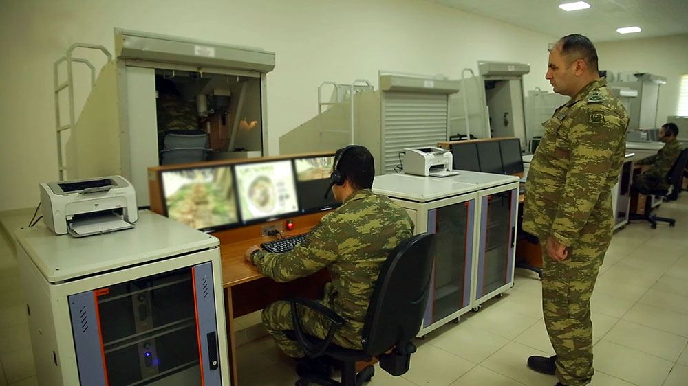 Azərbaycan Ordusunun bölmələrində döyüş hazırlığı üzrə dərslər keçirilir (FOTO/VİDEO)
