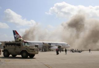 27 killed in attack on Aden airport moments after new Yemen cabinet lands