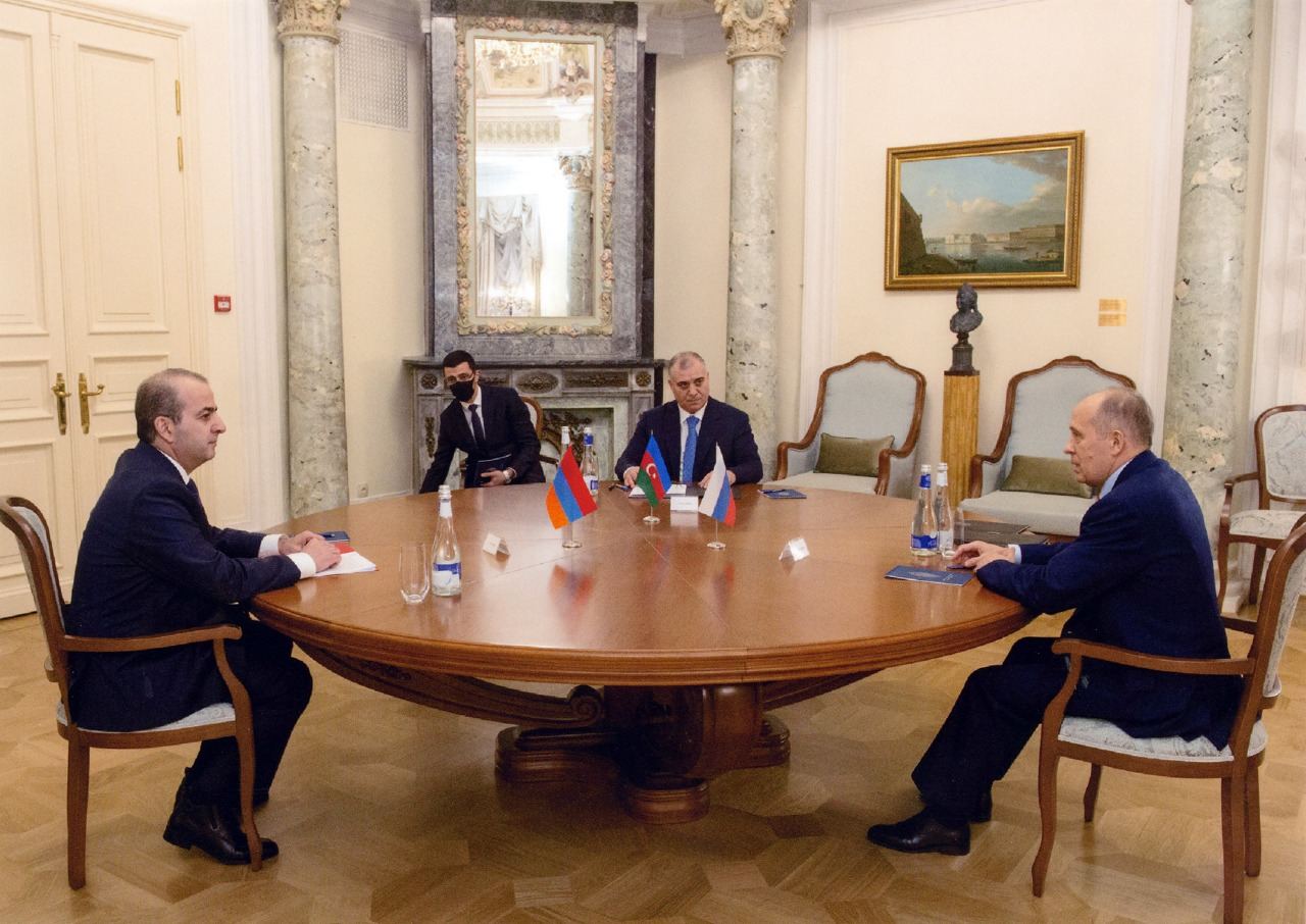 В Москве состоялась встреча глав Служб безопасности Азербайджана и Армении