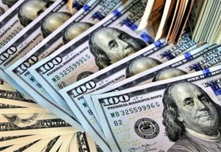 Volume of individuals' dollar deposits in Azerbaijani banks down