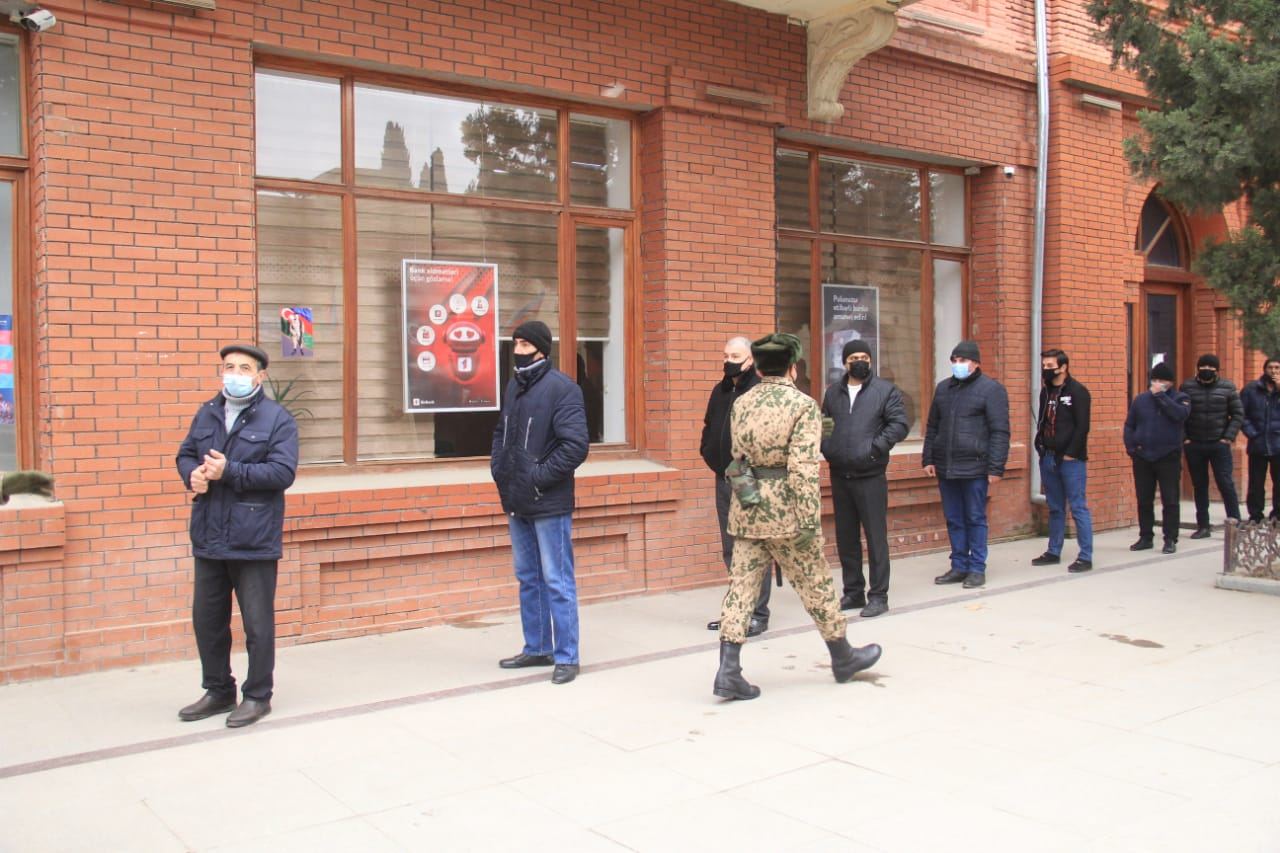 Azerbaijan starts compensating Ganja city residents who suffered from Armenian aggression (PHOTO)