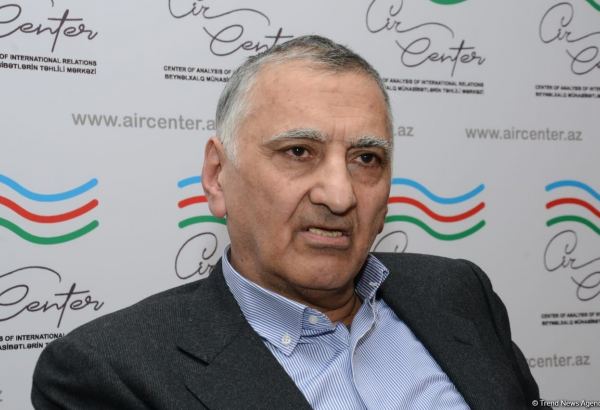 Dilgam Asgarov talks about actions of Armenia when Azerbaijani army approached Shusha