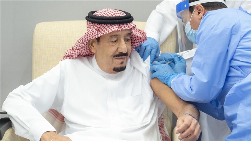 Saudi king receives first dose of a coronavirus vaccine