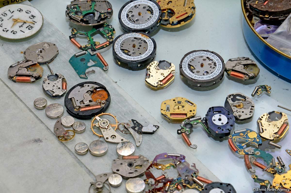 Создавший иллюзию "времени наоборот", или Часы за 200 тыс.долл.- Самый известный часовщик Гаджи Фаталиев (ФОТО) - Gallery Image