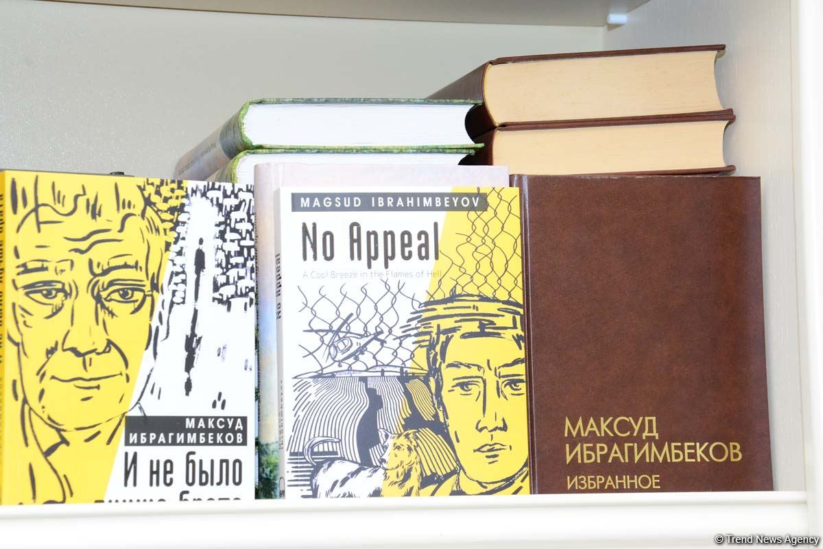 Дух аристократии в Баку! Путешествие в удивительный мир Максуда Ибрагимбекова – книги, коллекция оружия и картин…(ФОТО)