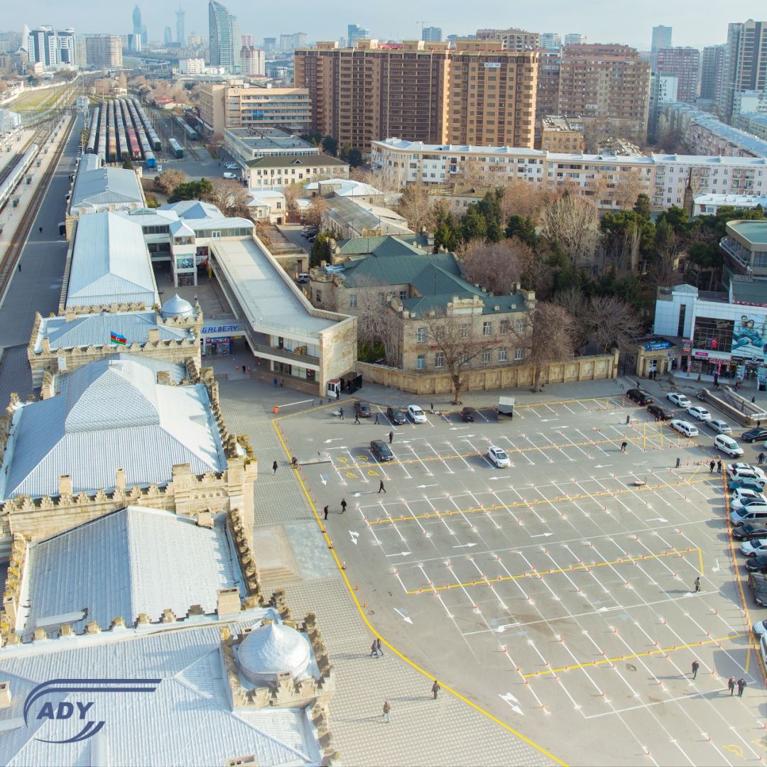 Bakının mərkəzində üç müasir parklanma sahəsi yaradılır (FOTO)