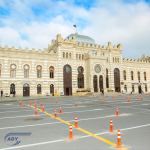 На территории Бакинского ж/д вокзала строятся три парковки (ФОТО)