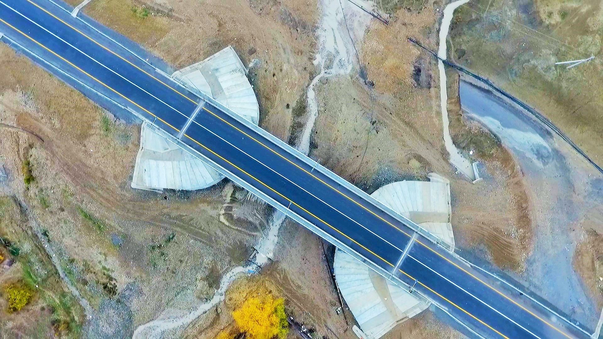 Завершено строительство двух автомобильных дорог республиканского значения (ФОТО)