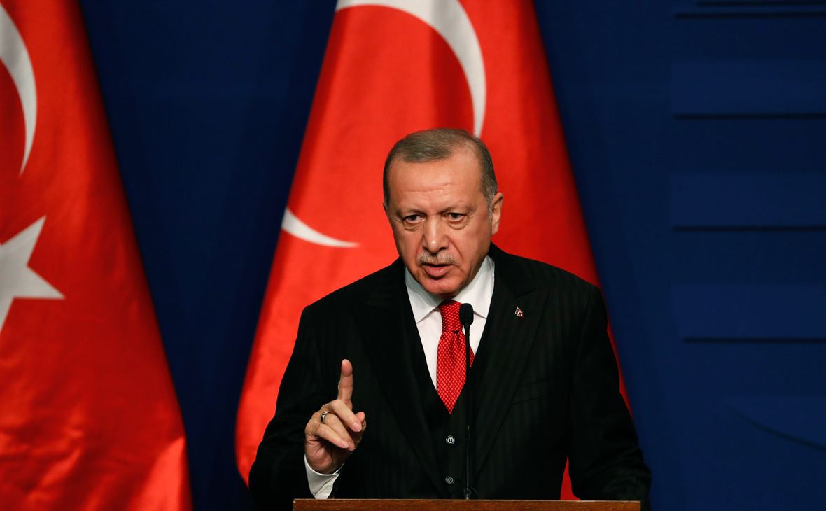 Эрдоган заявил, что Турция не будет поддаваться давлению соцсетей