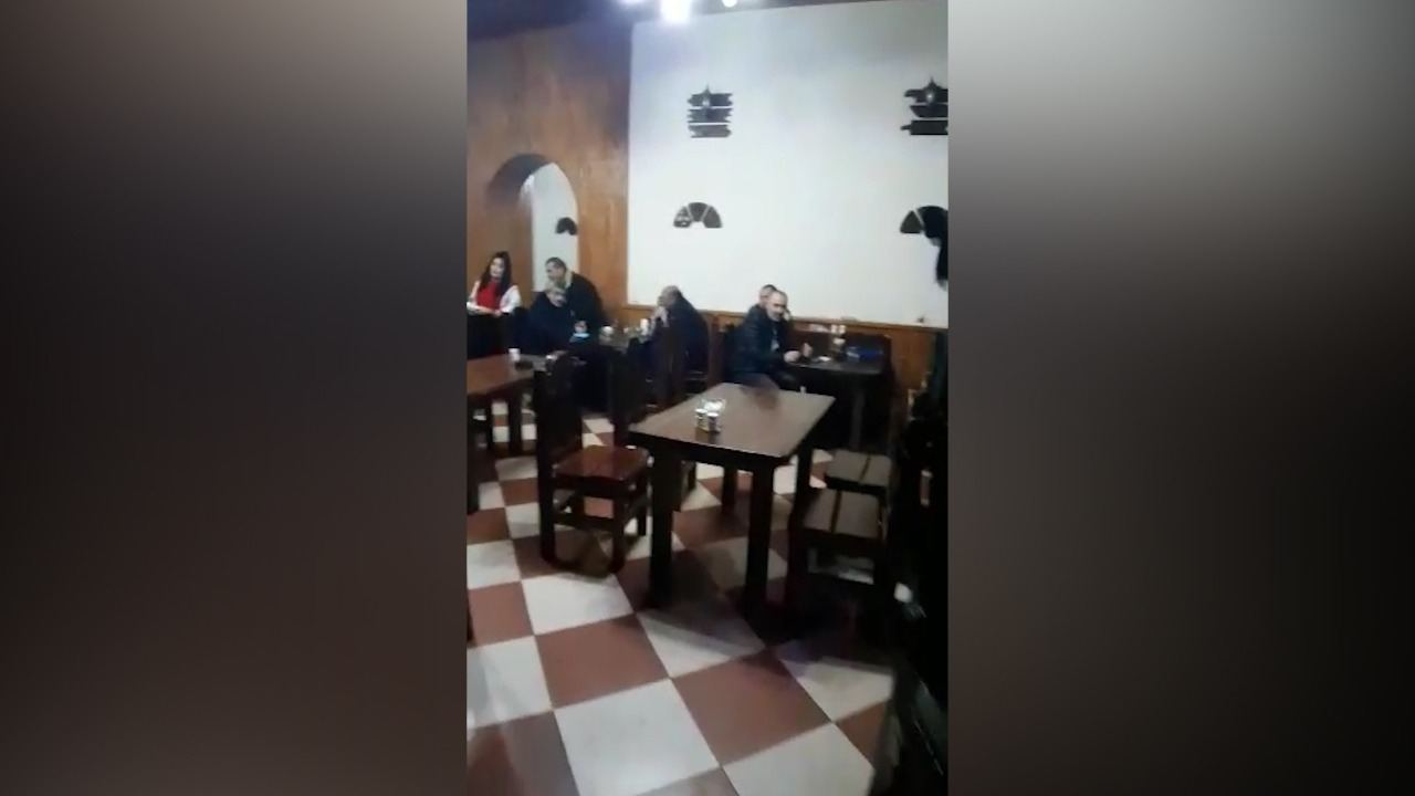 Bakıda gizli kafe aşkarlandı, 17 nəfər saxlanıldı (FOTO/VİDEO)