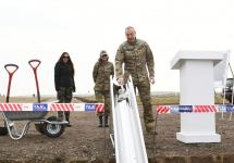 Президент Ильхам Алиев заложил фундамент дороги Физули-Шуша и аэропорта в Физулинском районе, совершил поездку в город Шуша (ФОТО/ВИДЕО)