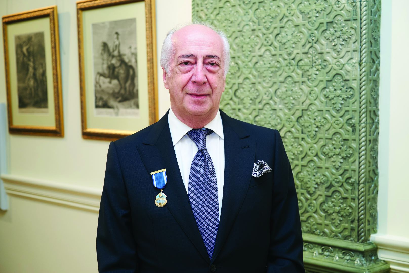 Чингиз Фарзалиев удостоен медали Международной академии "Золотая звезда"