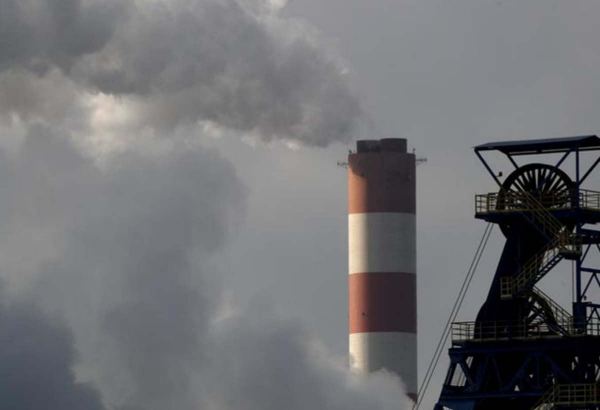 Analysts raise EU carbon price forecasts after bull run