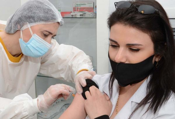 Если иммунитет к коронавирусу сформируется у 70% населения, эпидемический процесс остановится - минздрав Азербайджана