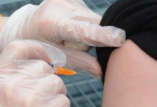 В Агсу вакцинированы около 2600 человек