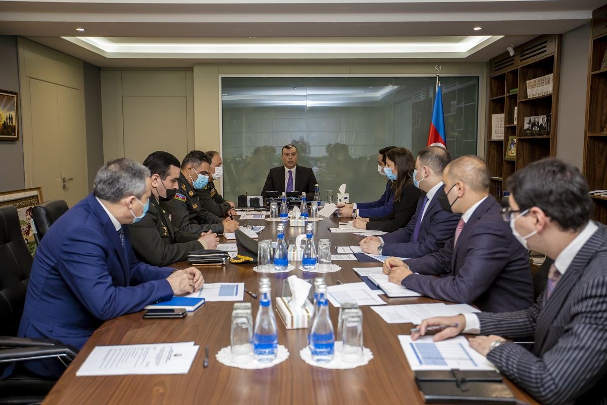 Комиссия при Кабмине Азербайджана обсудила вопросы соцподдержки военнослужащих, раненых на войне